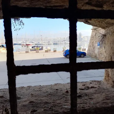 Damarilu Αλγκέρο