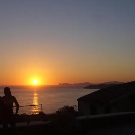 Damarilu Πανσιόν Αλγκέρο