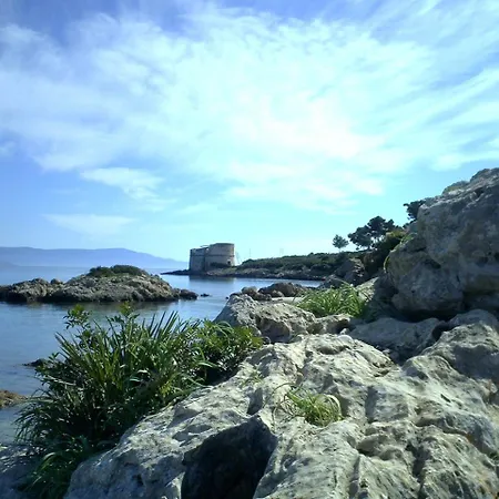 Damarilu Πανσιόν Αλγκέρο